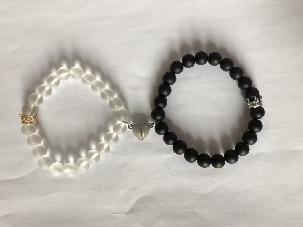 Fashion Jewelry 2pcs Handmade Crown Beaded Charms Bracelet Luminou Heart Glow In The Dark Couple Bracelet For Lover Men Women Fluorescent Gift - Prime Street